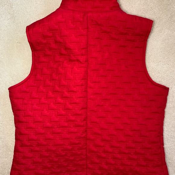 Tommy Hilfiger red puffer vest. Label shows Large, but fits like a Medium. - Picture 2 of 7